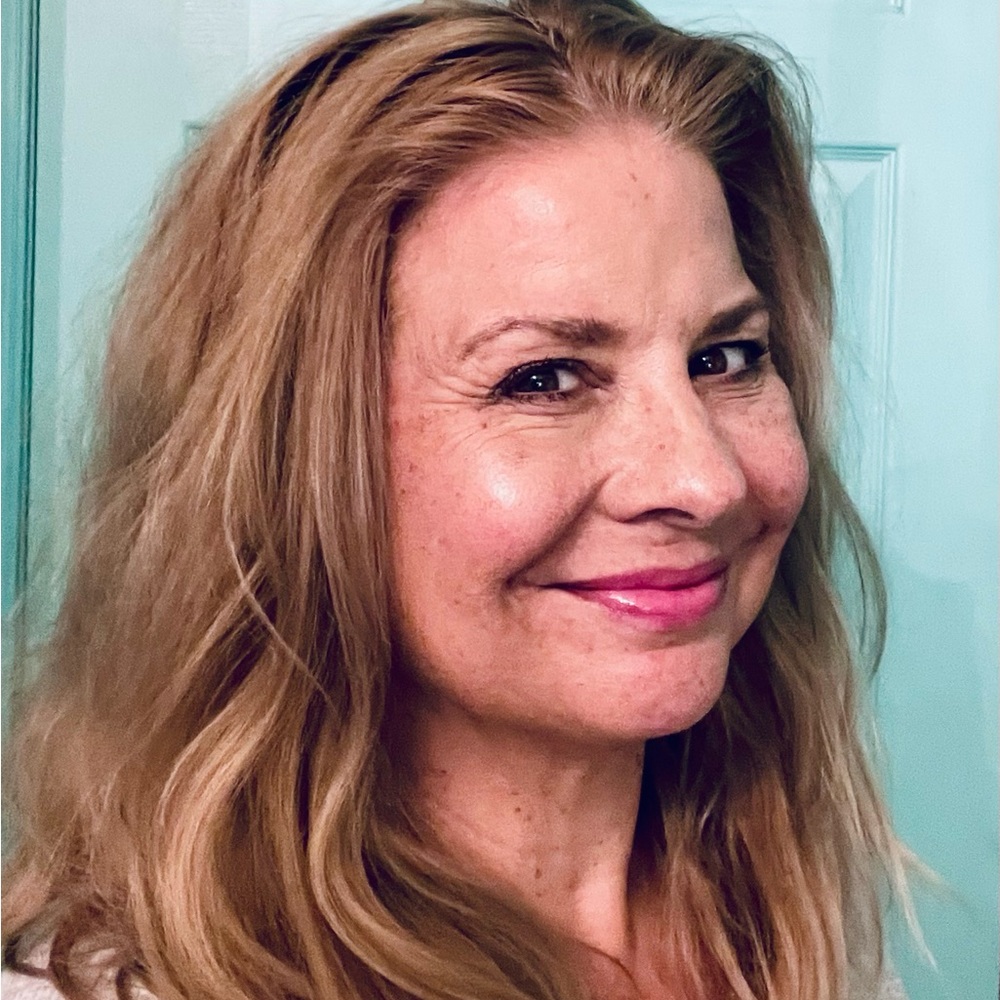 Meet your Posher, Julie
